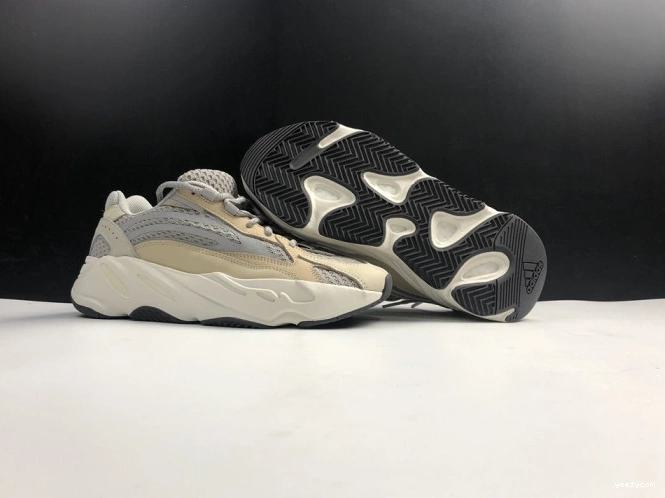 Cream 700 Cream V2 Adidas Yeezy GY7924 Boost 0727